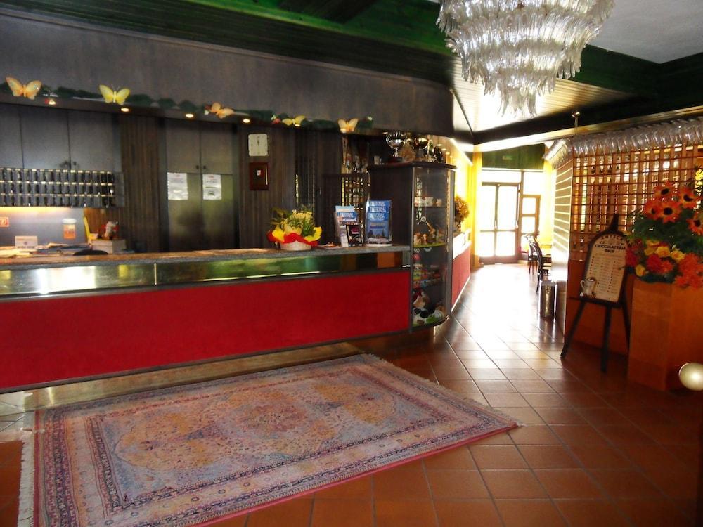 Hotel Antares Piancavallo Eksteriør billede