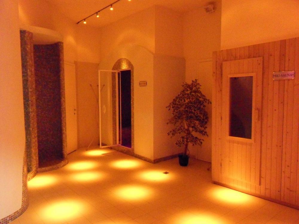 Hotel Antares Piancavallo Eksteriør billede
